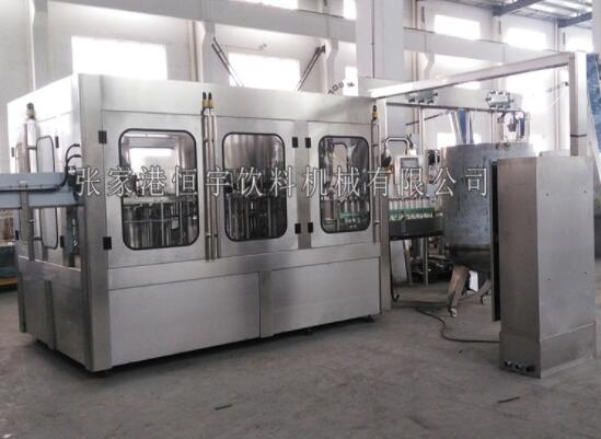 礦泉水灌裝機(jī)