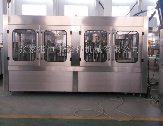 蘇打汽水設(shè)備 含氣飲料灌裝生產(chǎn)線