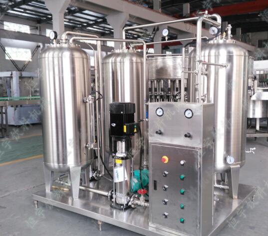 白酒灌裝機(jī)