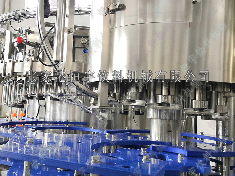 中國(guó)玻璃瓶沖灌封三合一灌裝機(jī)擴(kuò)展海外市場(chǎng)的策略