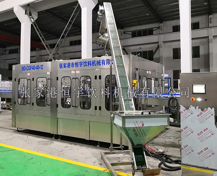 恒宇果汁飲料灌裝機發(fā)展?fàn)N爛