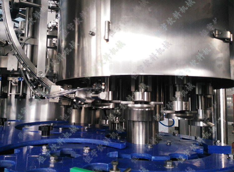 易拉罐全自動(dòng)灌裝機(jī)設(shè)備常見(jiàn)問(wèn)題