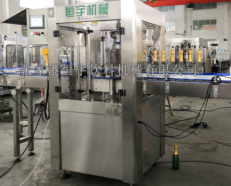 國產(chǎn)玻璃瓶沖灌封三合一灌裝機“拖后腿”，到底是誰惹的